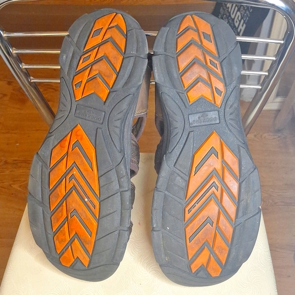 Men's Brown Docker's Sandals - Picture 8 of 8